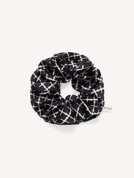 Ada -scrunchie
